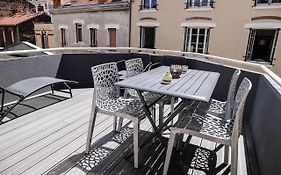 Charmant T3 Jaude + Terrasse Et Garage